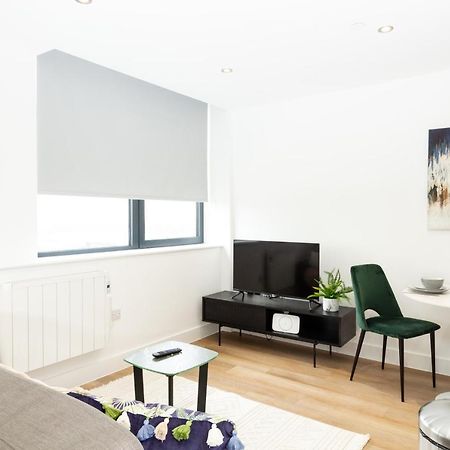 Stylish Studio Apt Overlooking Old Trafford Mánchester Exterior foto