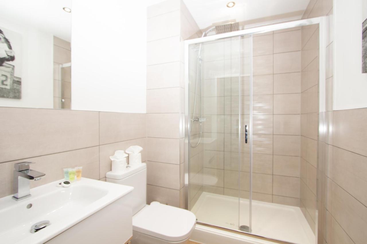 Stylish Studio Apt Overlooking Old Trafford Mánchester Exterior foto